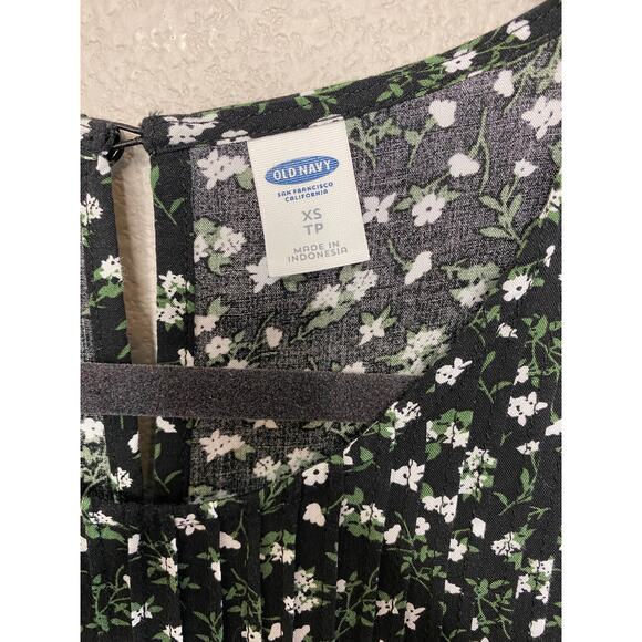 Old Navy Sleeveless Tank Floral Print Size XS - Picture 5 of 6